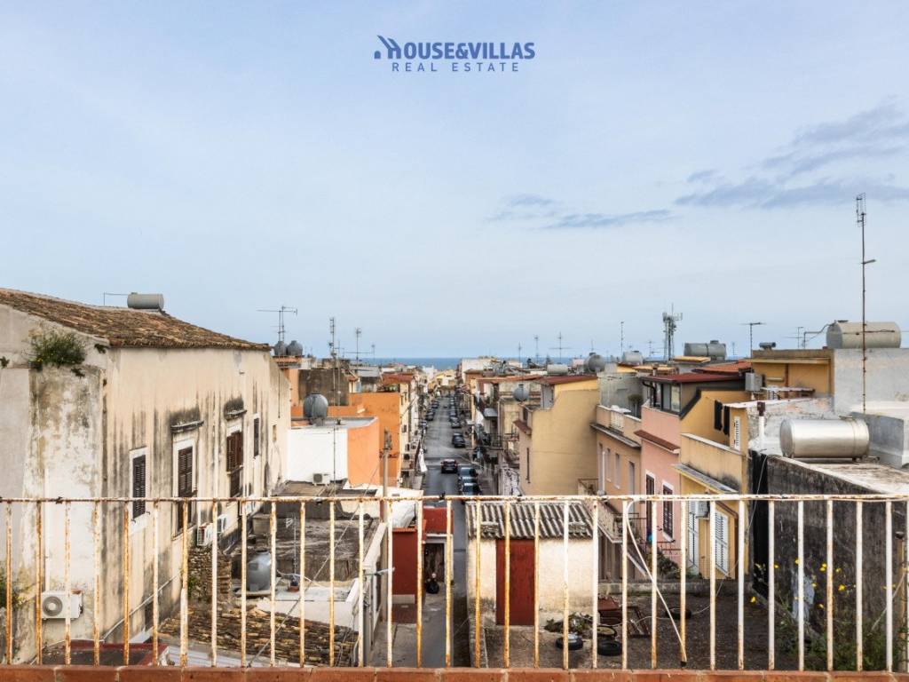 Casa indipendente a Avola in Via Linneo - Foto 5