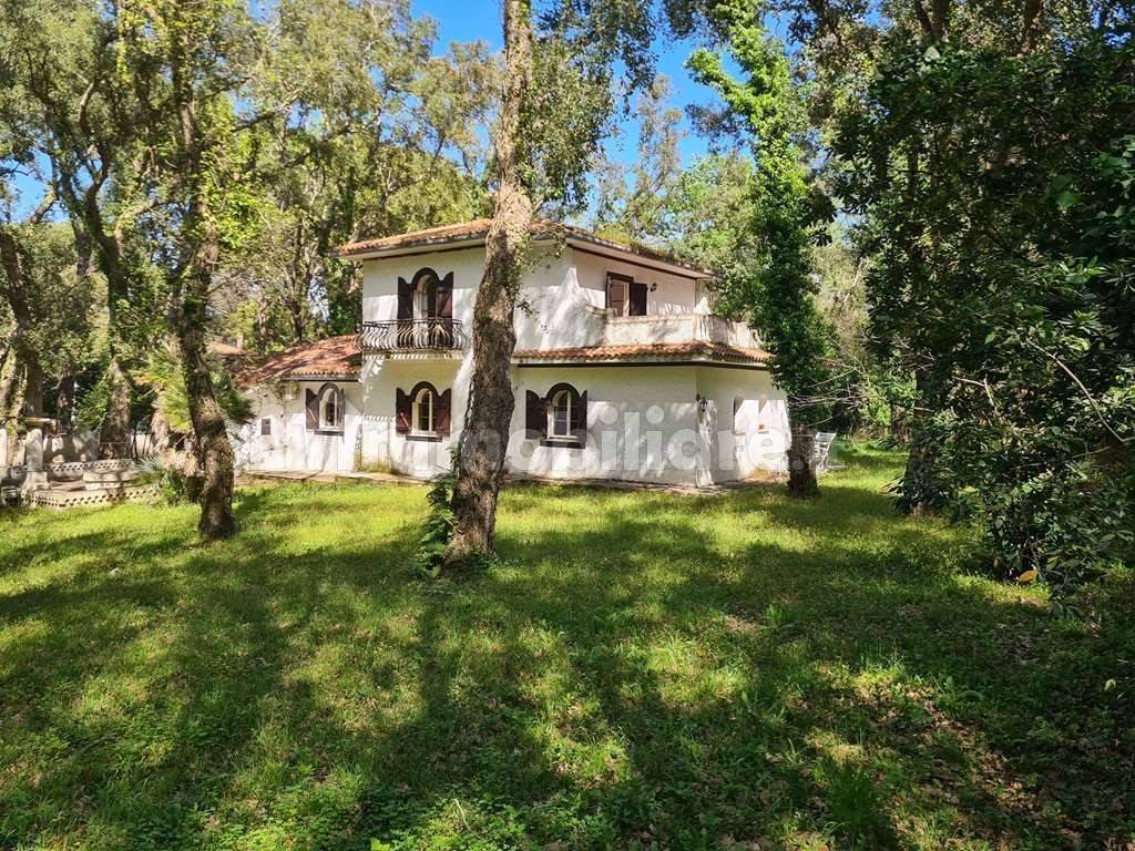 Villa a Sabaudia in Viale delle Querce, 25 - Foto 5