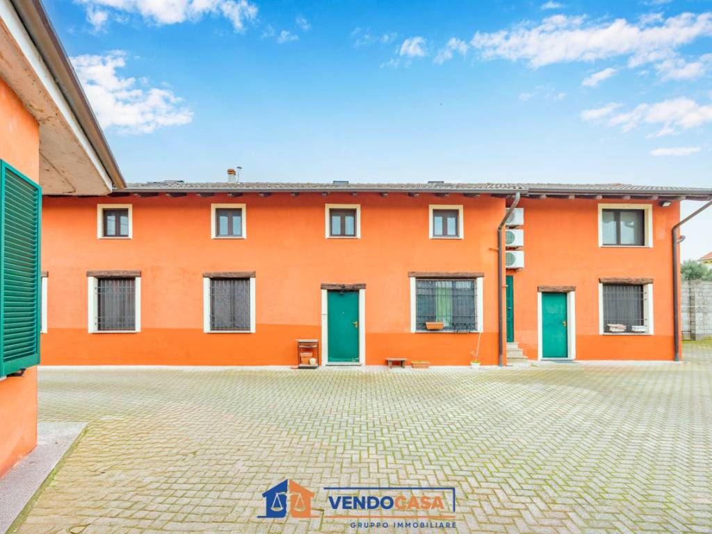 Palazzo / stabile a Vercelli in Strada Provinciale Asigliano - Foto 4