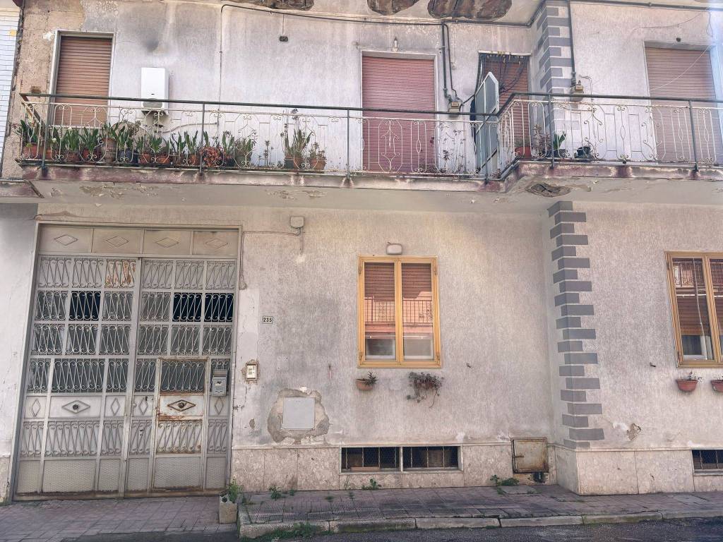 Palazzo / stabile a Maddaloni in Via Caudina - Foto 3