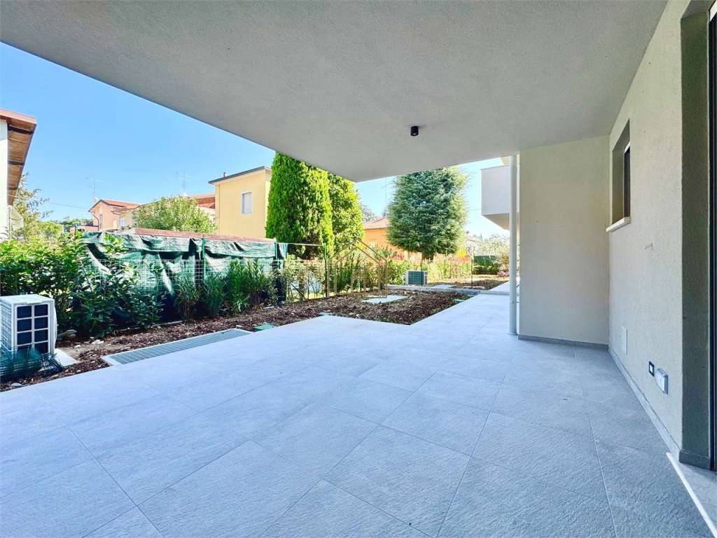 Appartamento a Desenzano del garda in via curiel, 13 - Foto 2