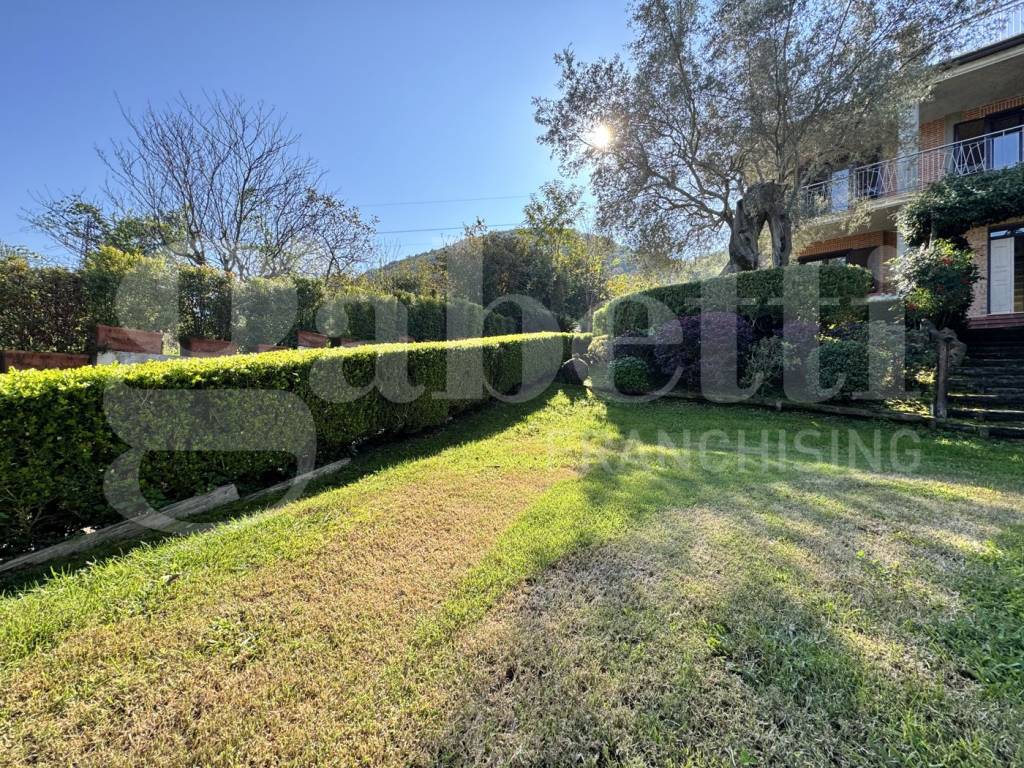 Villa a Salerno in Via Giovi Altimari - Foto 2