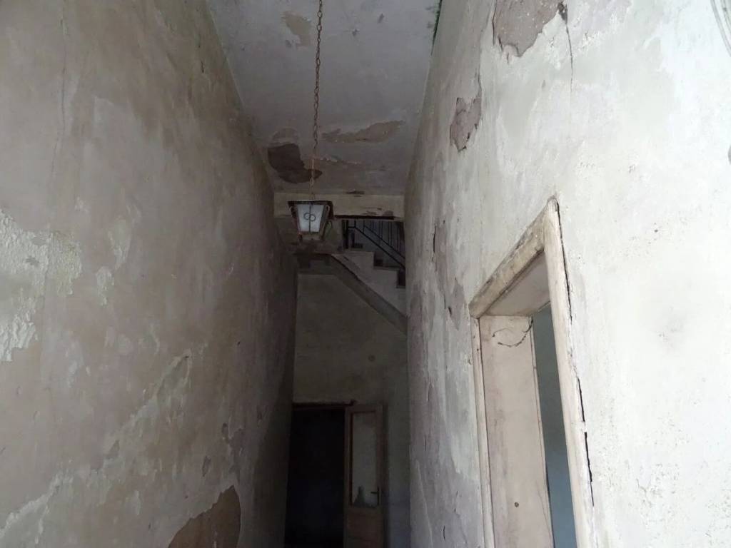 Villa a Avola in Via Ugo Foscolo - Foto 3