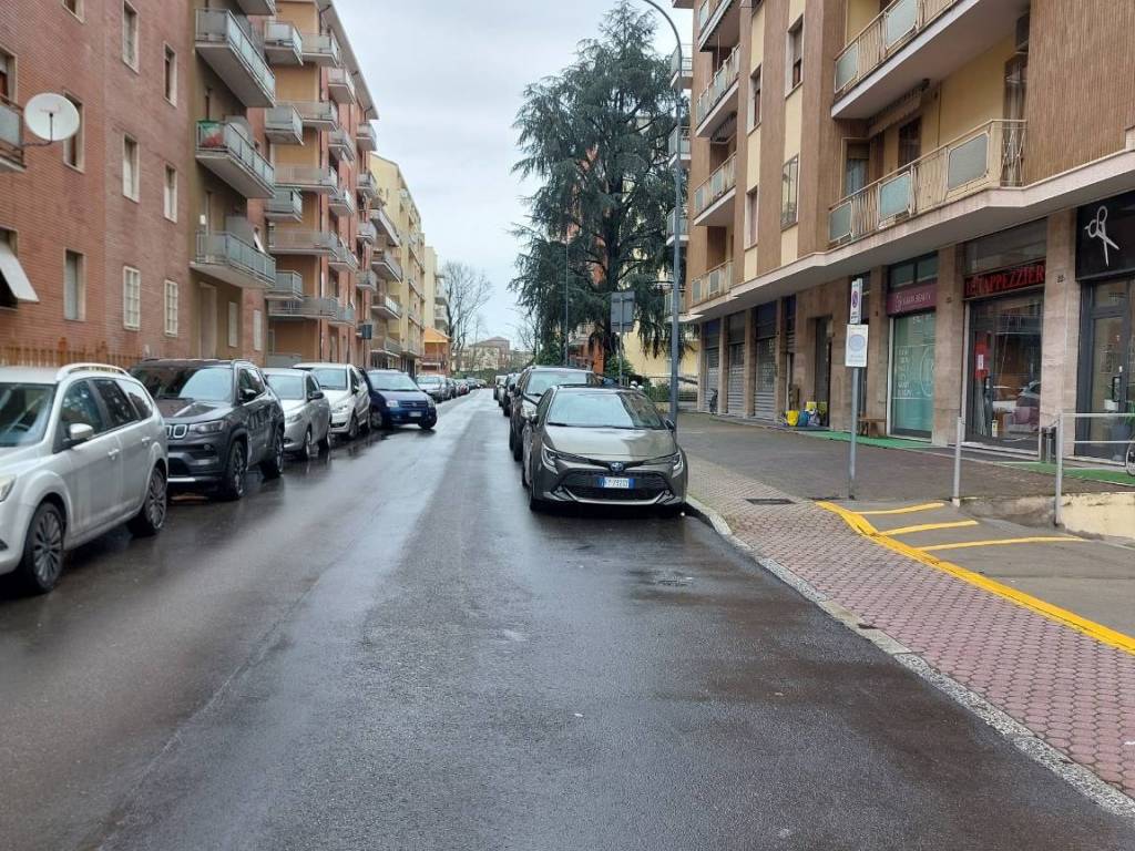 Box / garage a Piacenza in VIA DANTE ALIGHIERI - Foto 4
