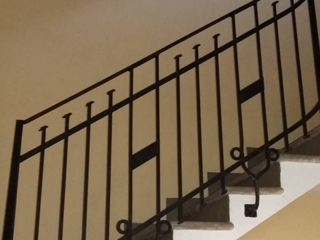 Appartamento a Borgosesia in Via Luigi Gilodi - Foto 3