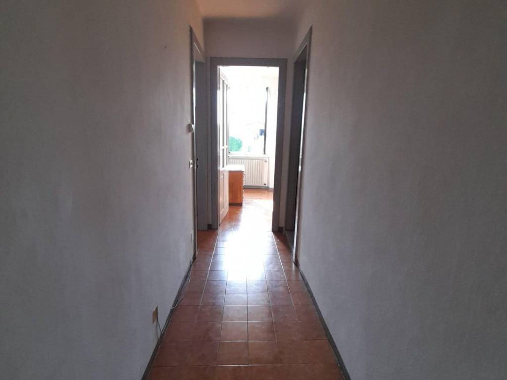 Appartamento a Borgosesia in Via Luigi Gilodi - Foto 4