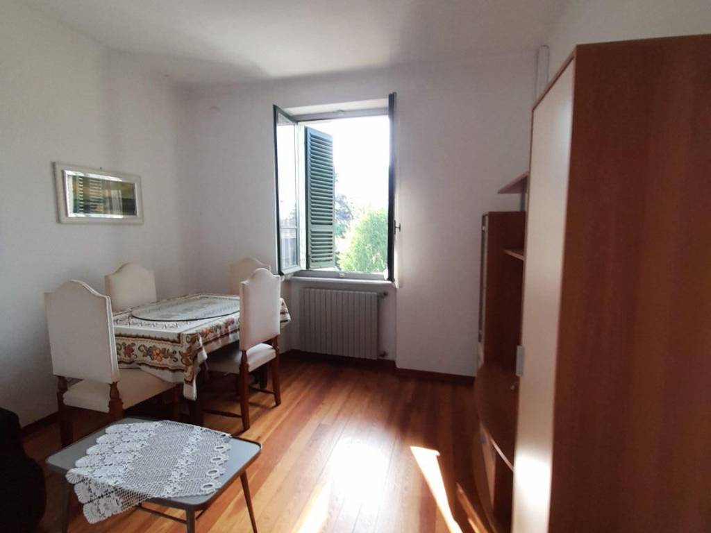 Appartamento a Borgosesia in Via Luigi Gilodi - Foto 5