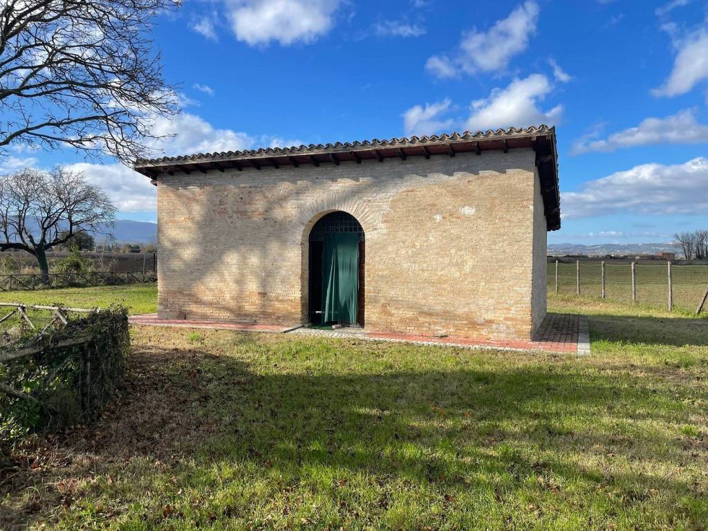 Rustico / casale a Spoleto in Strada Provinciale di Beroide - Foto 2