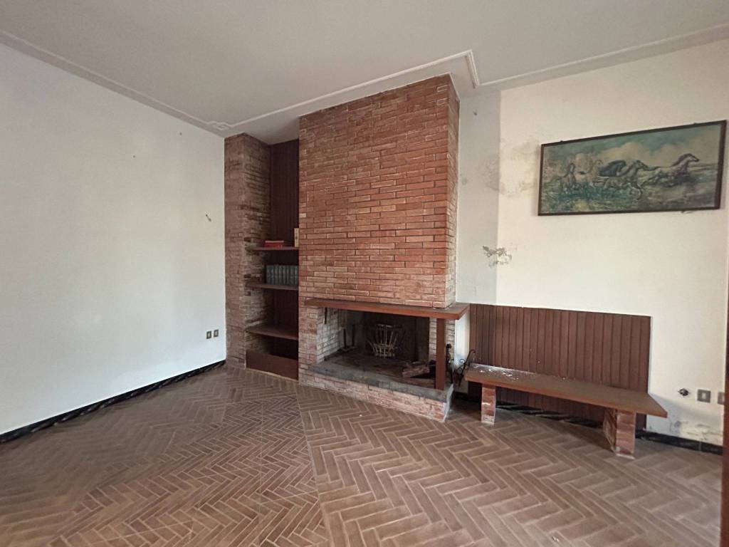 Casa indipendente a Castiglione del lago in Piazza Santa Maria, 1 - Foto 4
