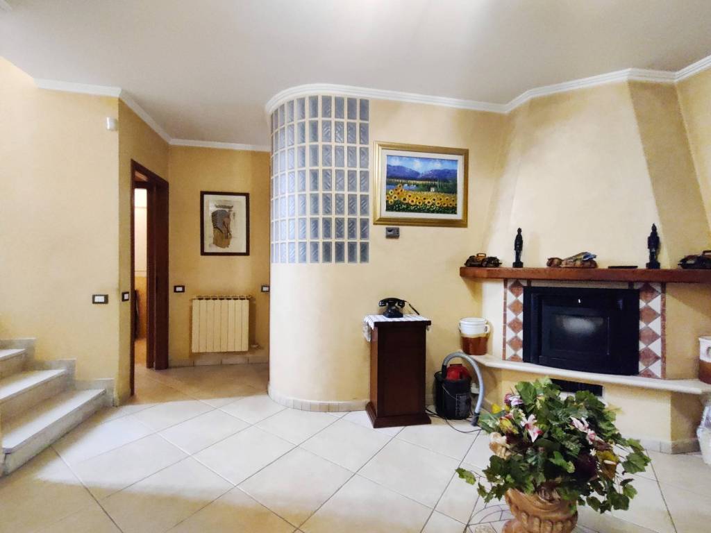 Villa a Pieve emanuele in Via Pio La Torre - Foto 2