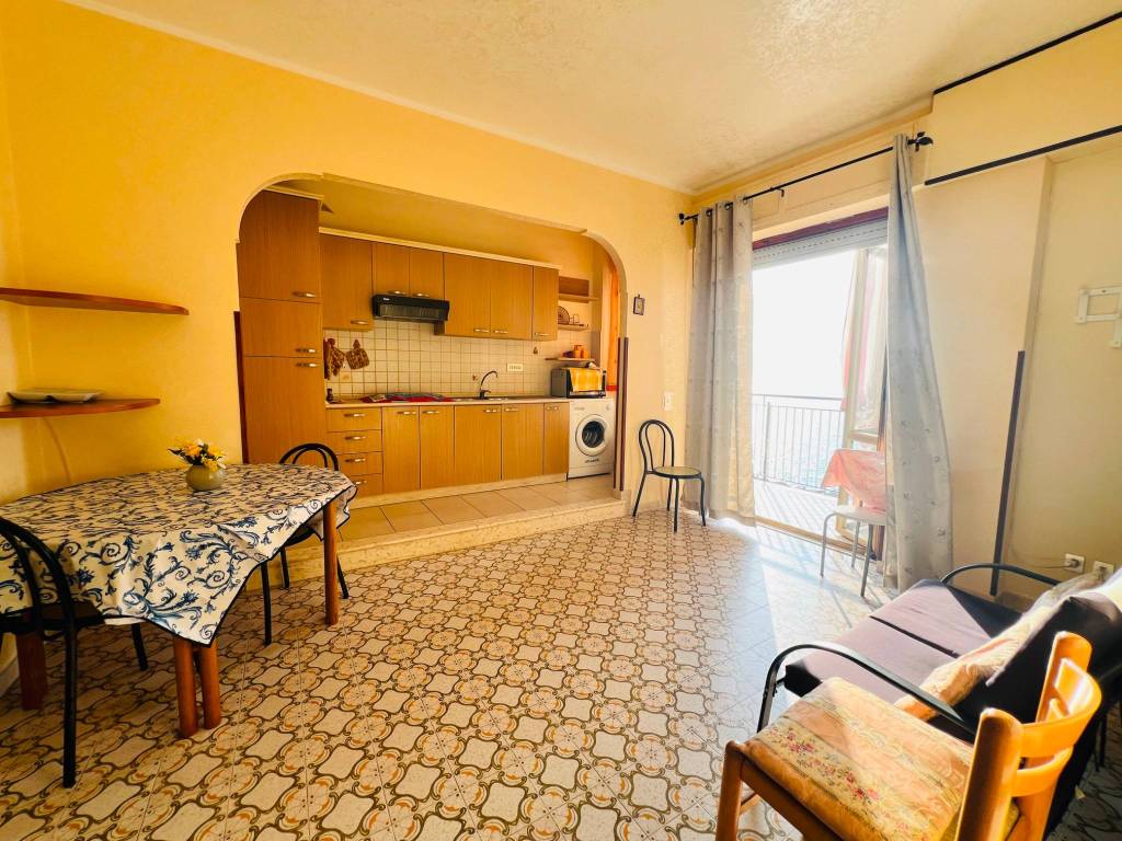 Appartamento a Pizzo in Via Alcide De Gasperi - Foto 4