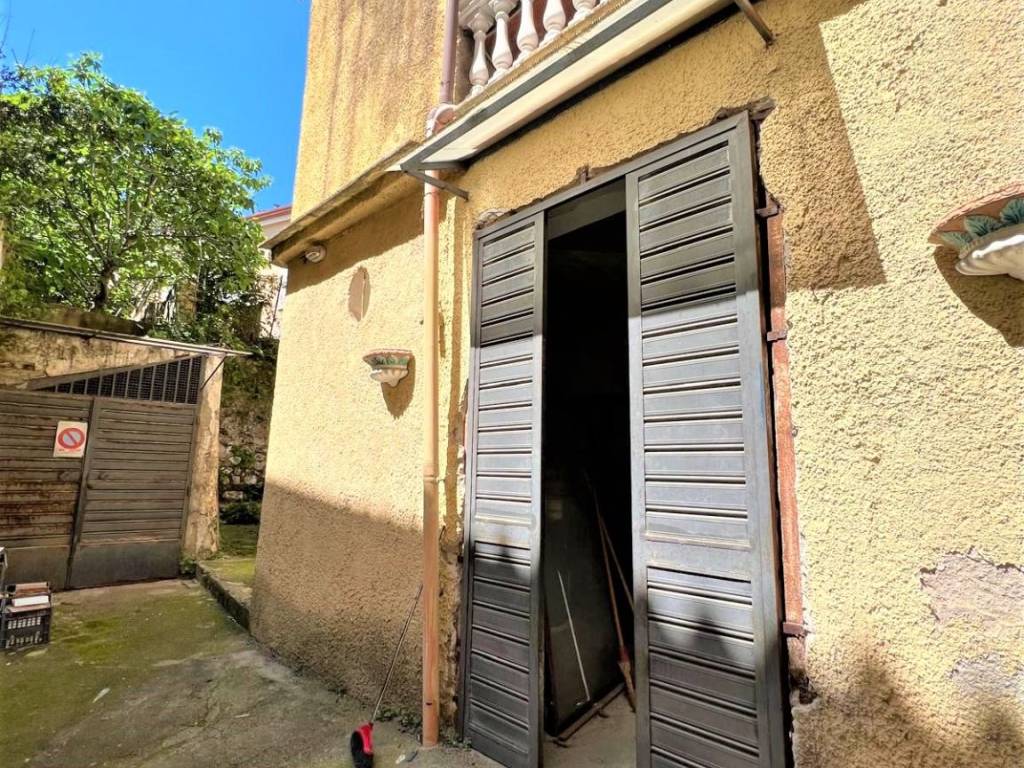 Immobile a Salerno in Via Fusandola - Foto 2