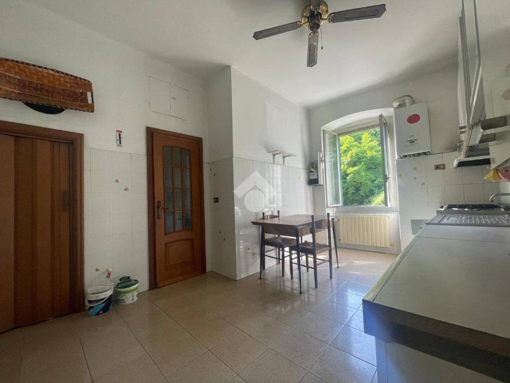 Appartamento a Genova in Via Fereggiano, 95 - Foto 4