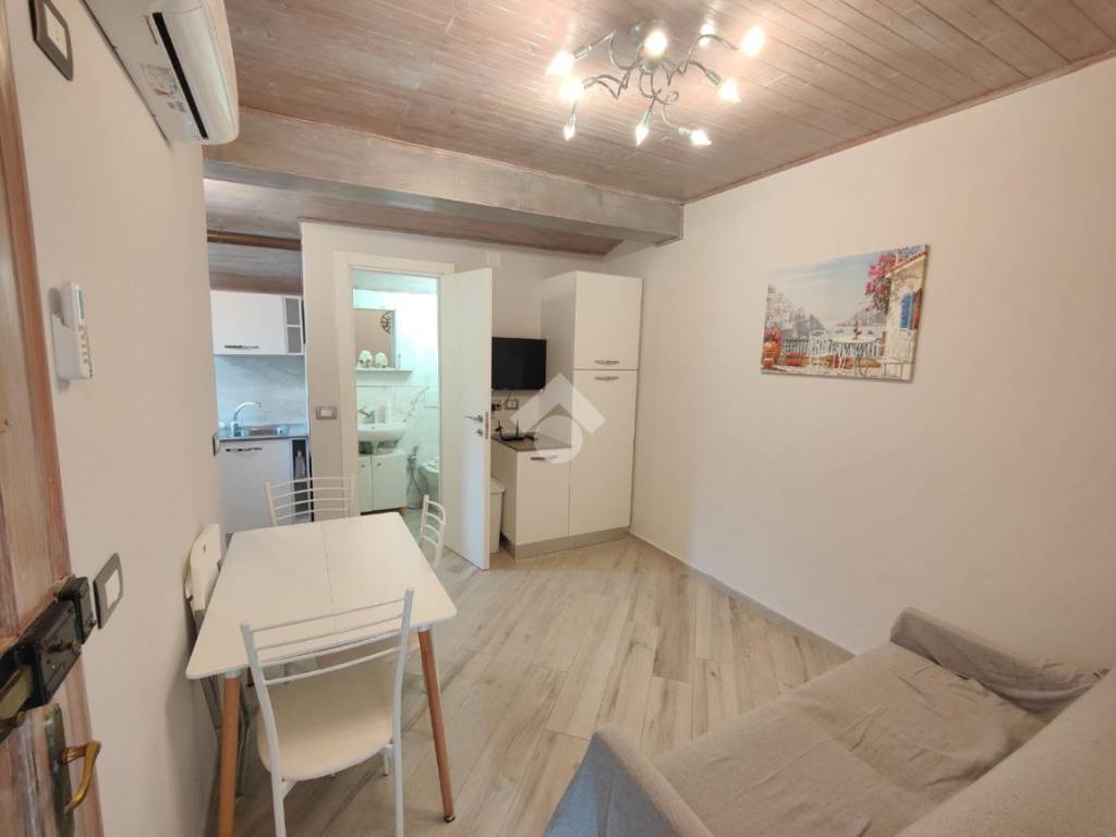 Appartamento a Albissola marina in Via stefano grosso, 9 - Foto 3