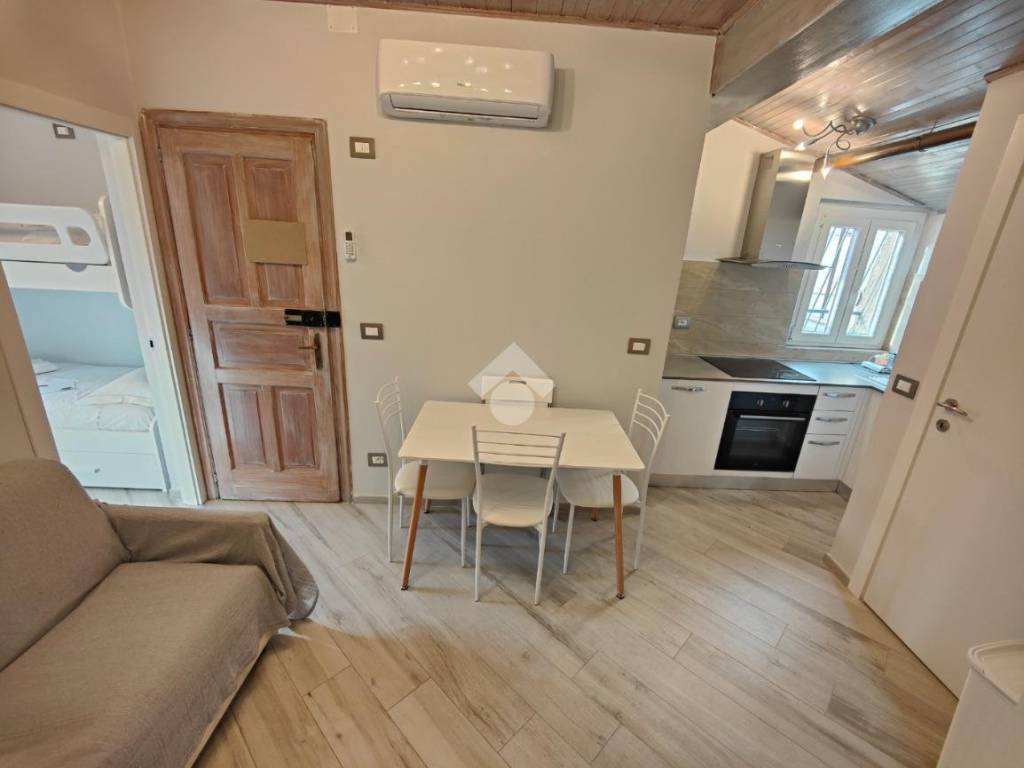 Appartamento a Albissola marina in Via stefano grosso, 9 - Foto 4