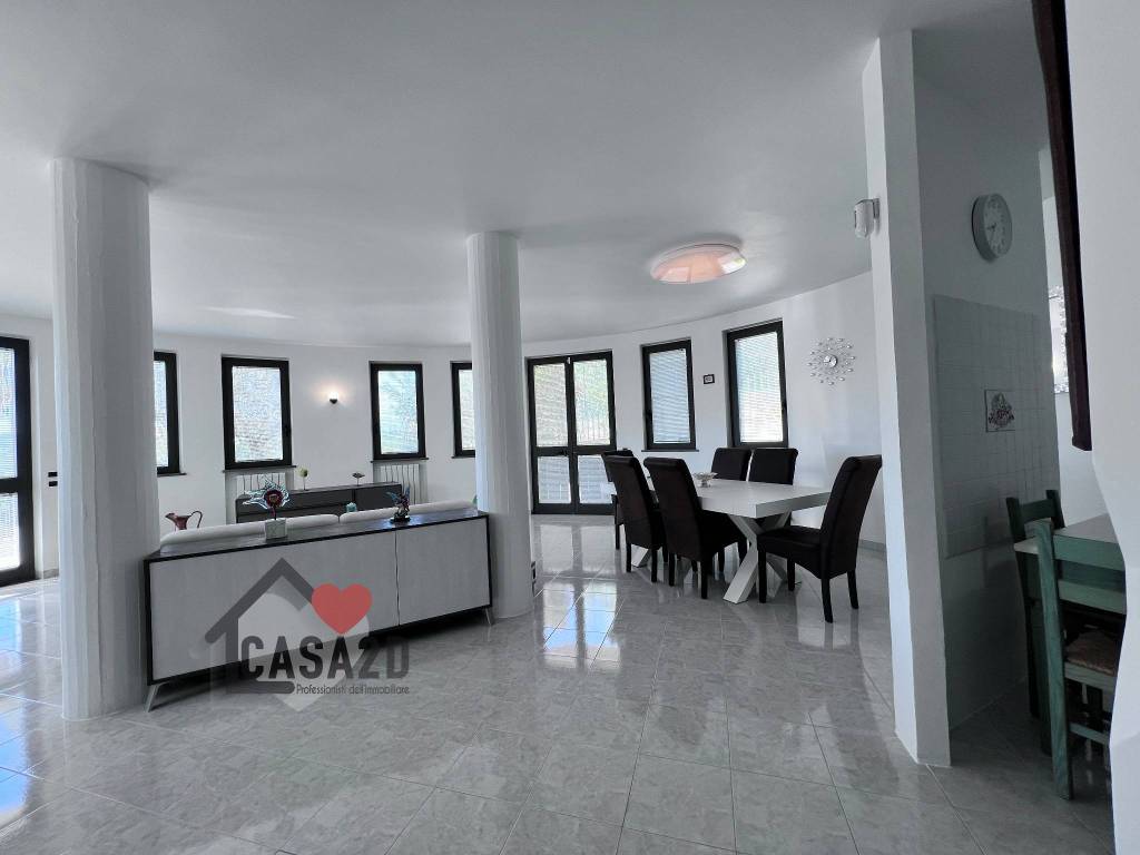 Villa a Spoleto in Via San Benedetto - Foto 2