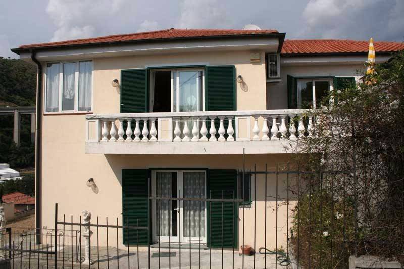 Villa a Vallecrosia in Via Roma Traversa I , 20 - Foto 2