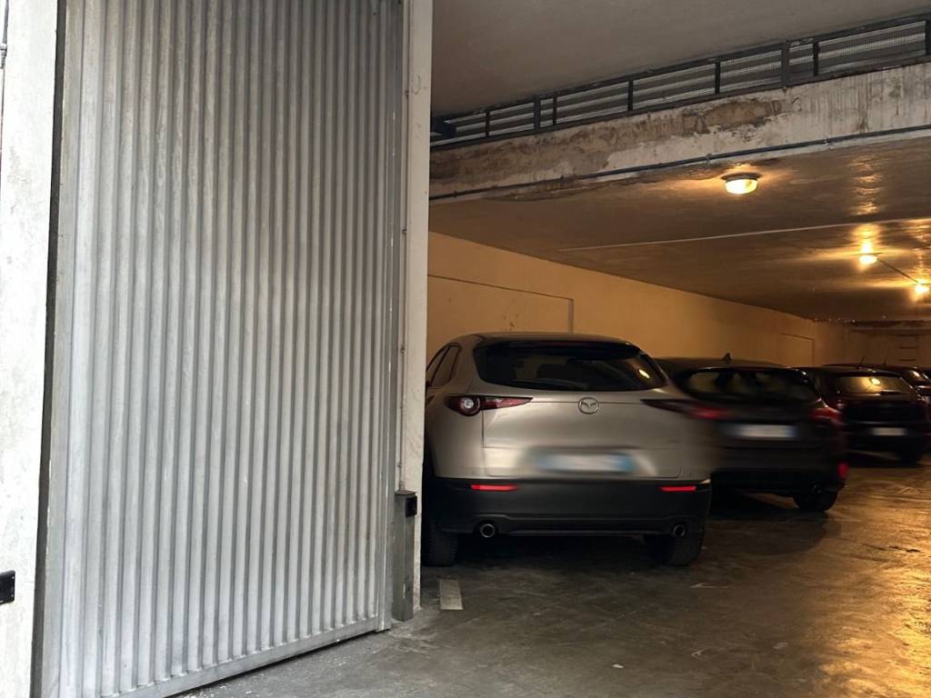 Box / garage a Udine in Via Raimondo d'Aronco, 19 - Foto 2