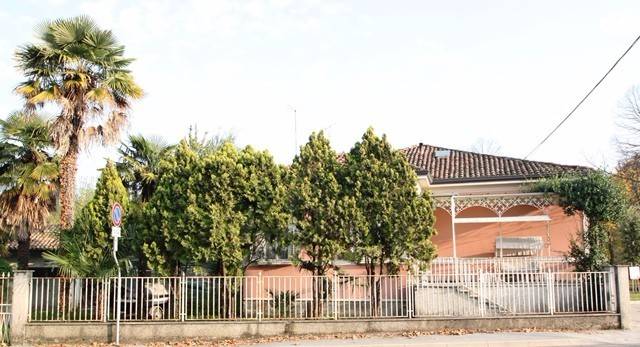 Villa a Gradisca d'isonzo in Piazza Guglielmo Marconi - Foto 3