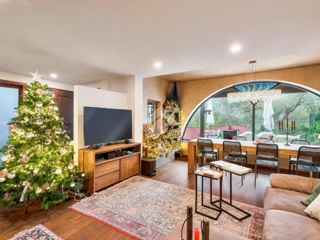 Casa indipendente a Sarzana in Via Montata di Sarzanello, 40 - Foto 4
