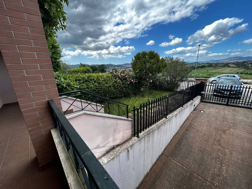 Villetta a schiera a Marsciano in Via Santa Croce - Foto 3