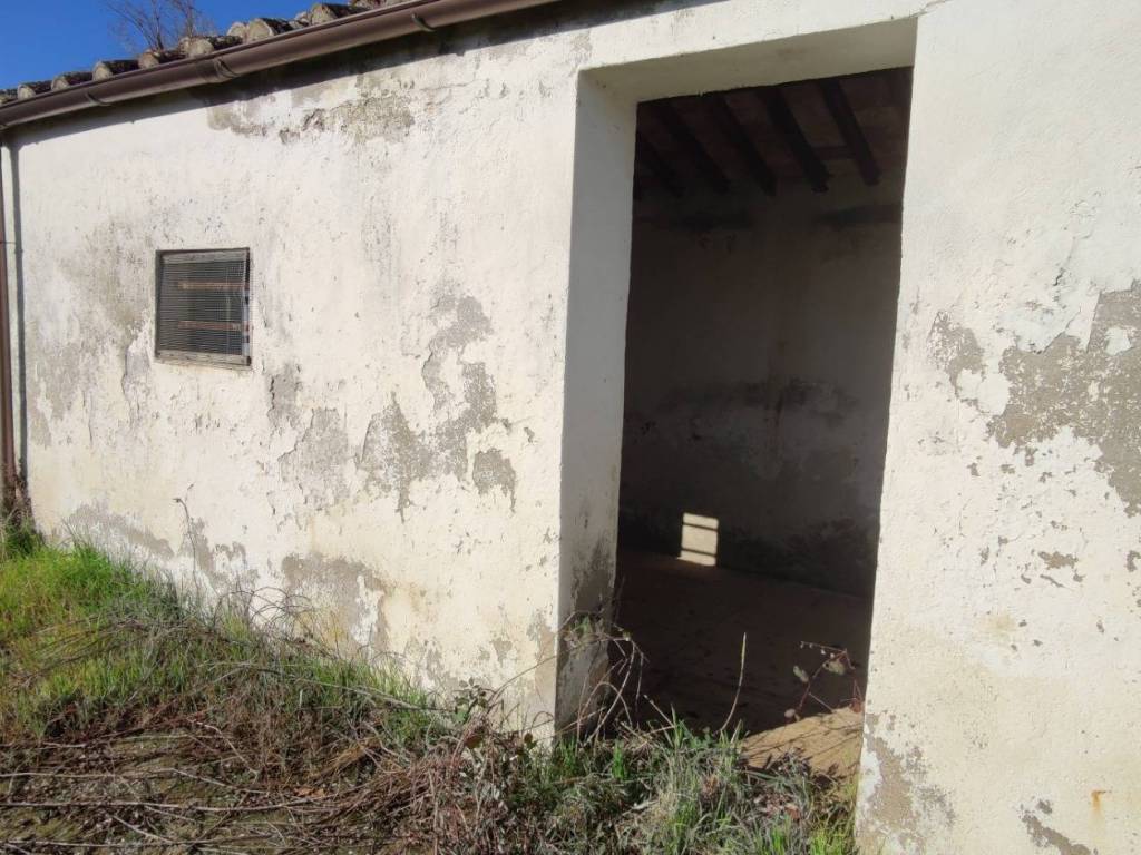Terreno a Poggibonsi in Strada Provinciale del Castello di Staggia - Foto 3