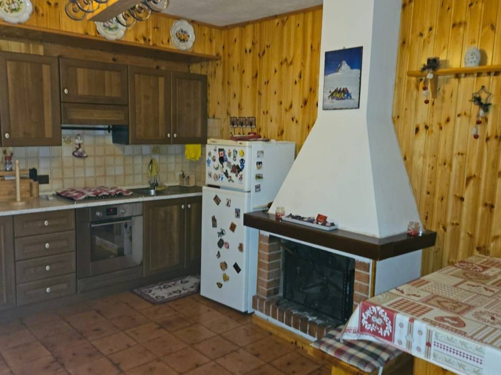 Appartamento a Rocca di cambio in Via Gran Sasso - Foto 2