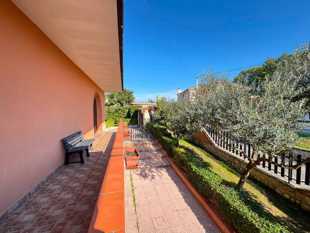 Villa a Frosinone in Via Colle Timio, 99 - Foto 5