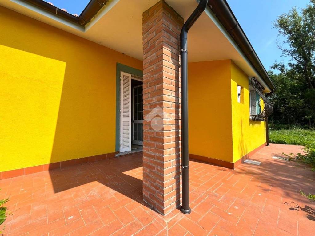 Casa indipendente a Sarzana in Viale XXV Aprile - Foto 2