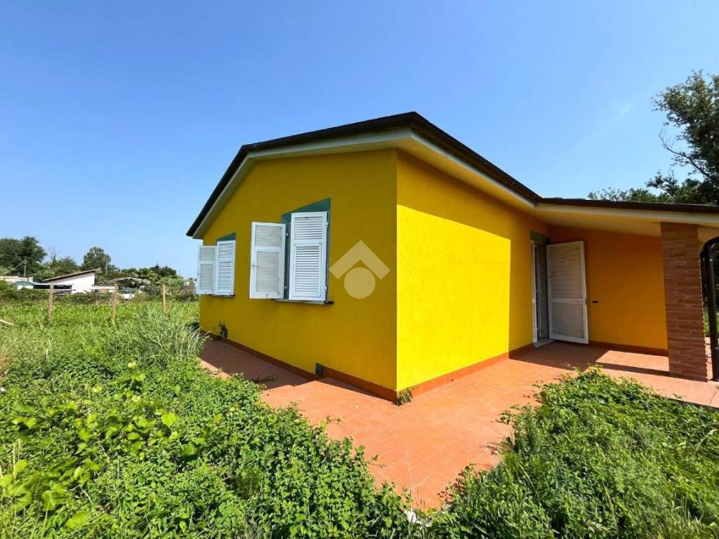 Casa indipendente a Sarzana in Viale XXV Aprile - Foto 3