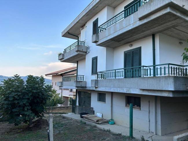 Villa a Teramo in Via Camillo Guerrieri Crocetti, 10 - Foto 5