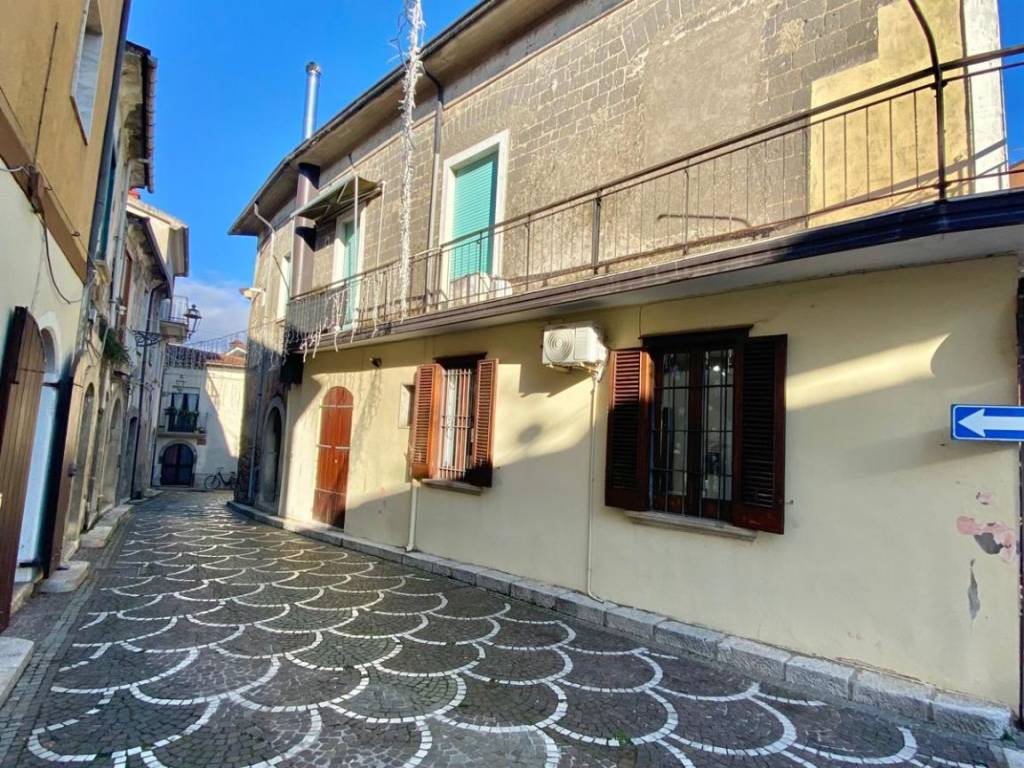 Appartamento a Aiello del sabato in Piazza Giuseppe Garibaldi - Foto 3