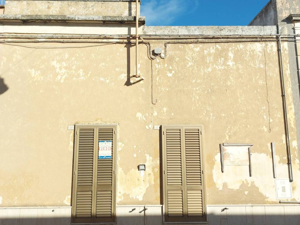 Casa indipendente a Calimera in Via Giuseppe Garibaldi, 22 - Foto 2