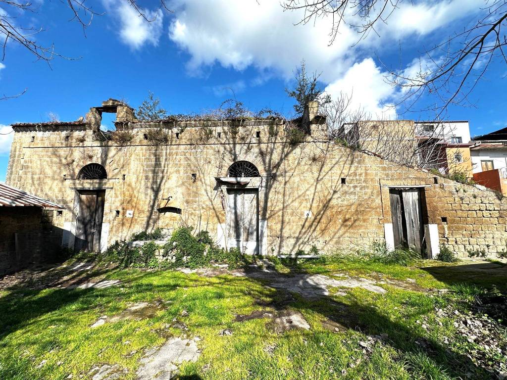 Casa indipendente a Maddaloni in Via Francesco Imposimato - Foto 2