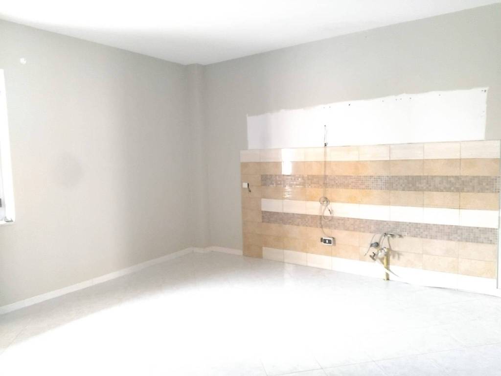 Appartamento a Lusciano in Viale Alessandro Manzoni - Foto 3