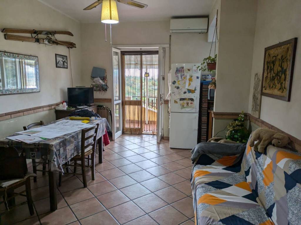 Appartamento a Monterotondo in Via Garigliano - Foto 2