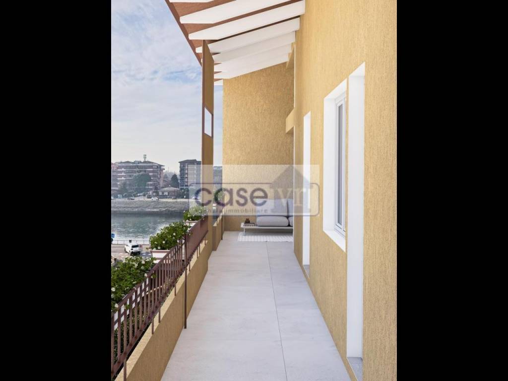 Appartamento a Verona in Lungadige Cangrande - Foto 2