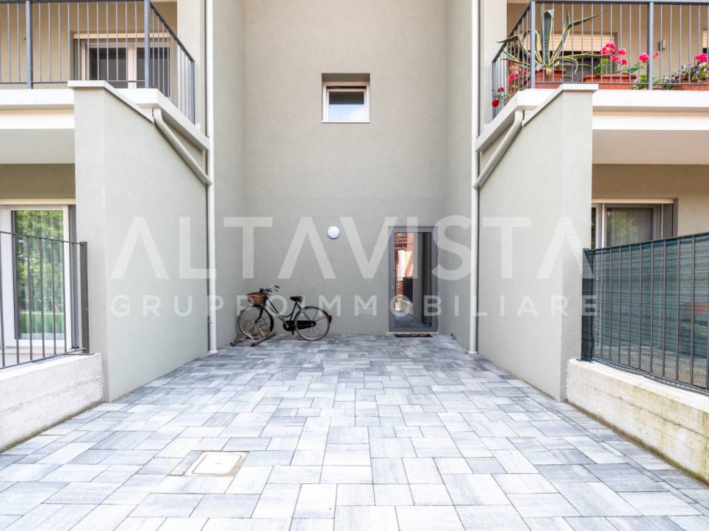 Appartamento a Rezzato in Via Giovanni Falcone - Foto 5