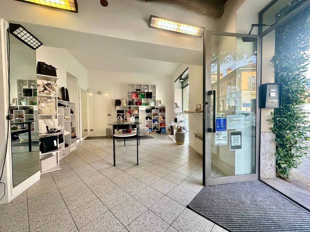 Immobile a Verbania in Piazza Antonio Gramsci - Foto 4