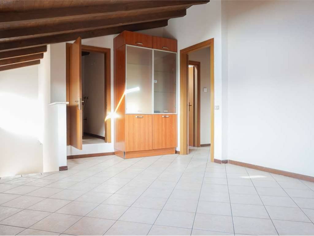 Appartamento a Mozzate in Via Matteotti, 11 - Foto 4