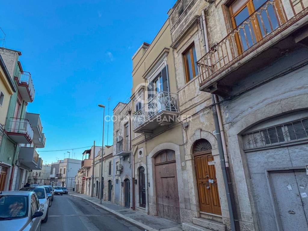 Appartamento a Andria in Via Imperatore Augusto, 19 - Foto 2
