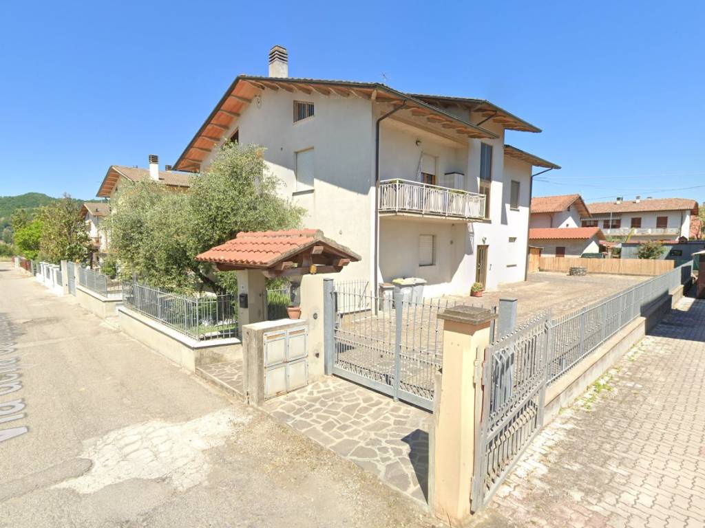 Appartamento a Città di castello in Via della Cooperazione, 15 - Foto 3