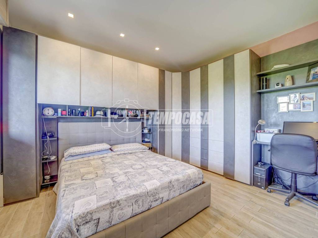 Villa a Sesto calende in Via della Quadra - Foto 5