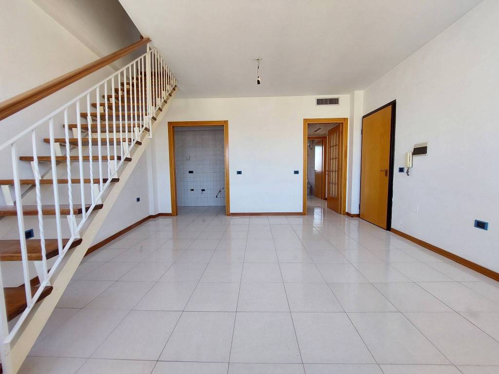 Appartamento a Monserrato in Via Boezio - Foto 4