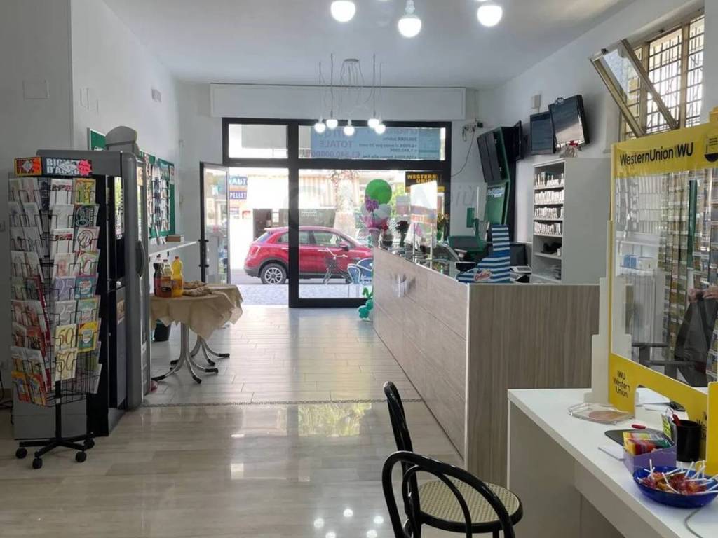 Immobile a Alba adriatica in Via Duca D'Aosta, 44 - Foto 2