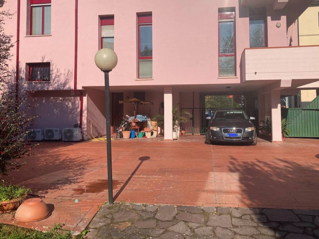 Casa indipendente a Pistoia in Via Pagliucola, 87 - Foto 2