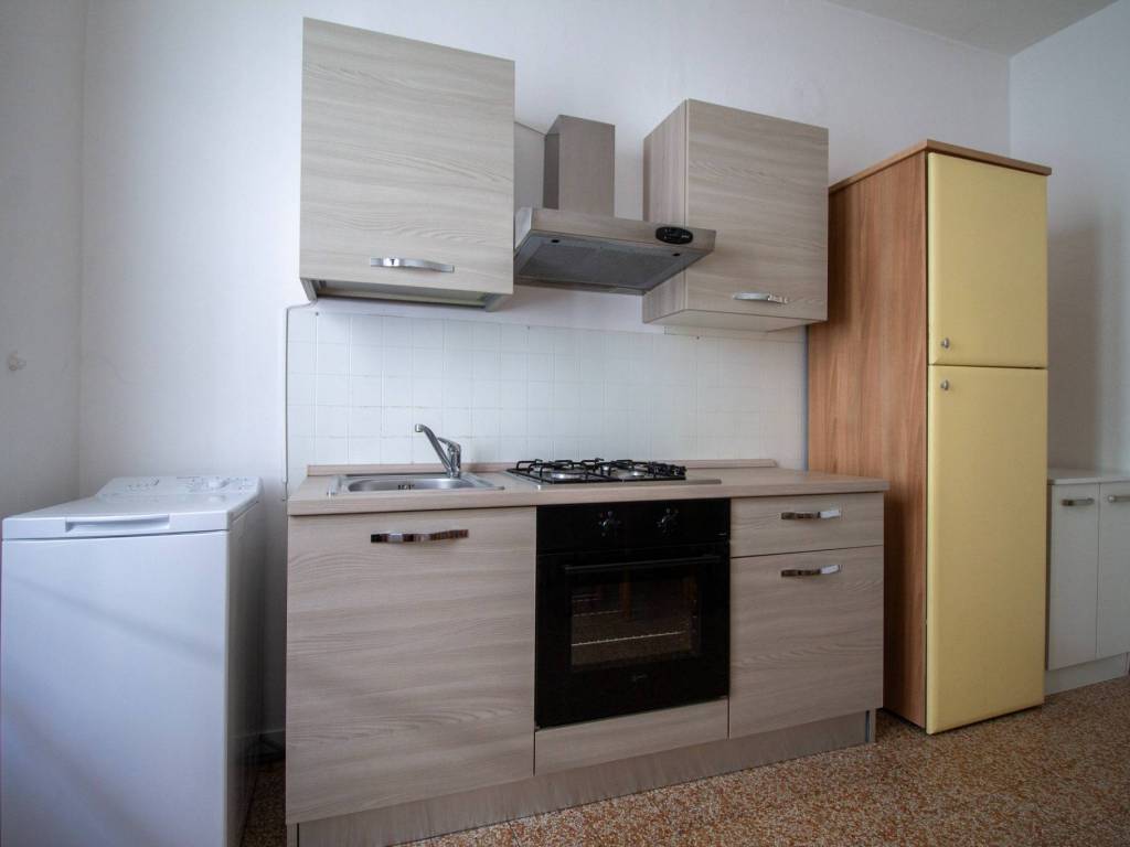 Appartamento a Galliate in Viale Leonardo da Vinci, 3 - Foto 4