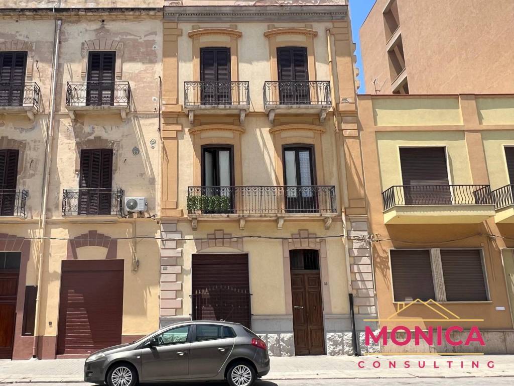 Appartamento a Trapani in Via Nicolò Riccio, 33 - Foto 2