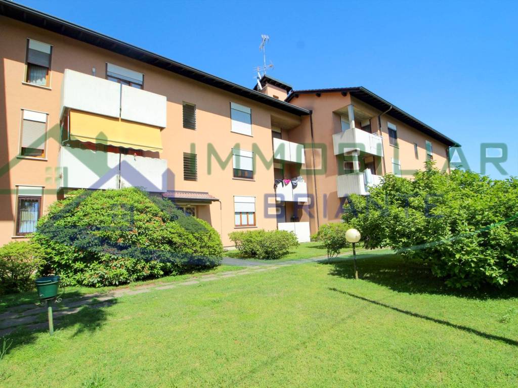 Appartamento a Golasecca in Via Cesare Battisti, 11 - Foto 2