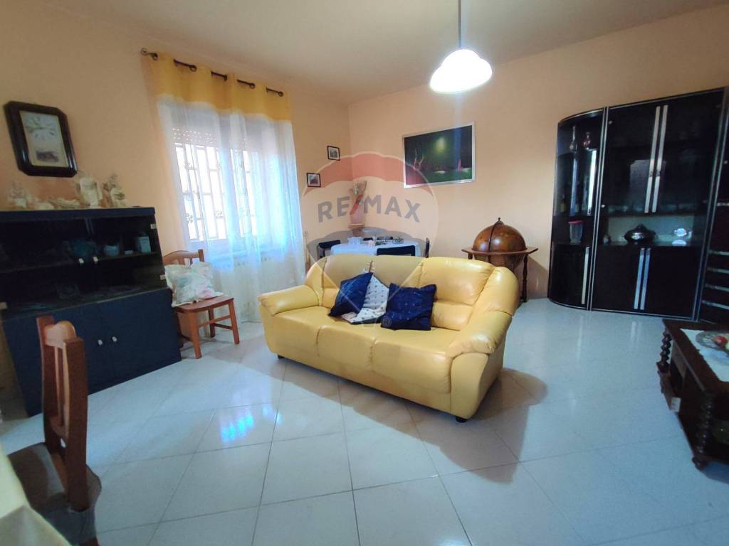 Casa indipendente a Sparanise in Via Centimolo, 46 - Foto 2